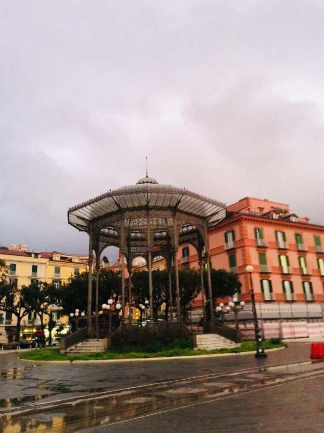 Casa Vacanza Nonna Antonietta Кастеламаре ди Стабия Екстериор снимка